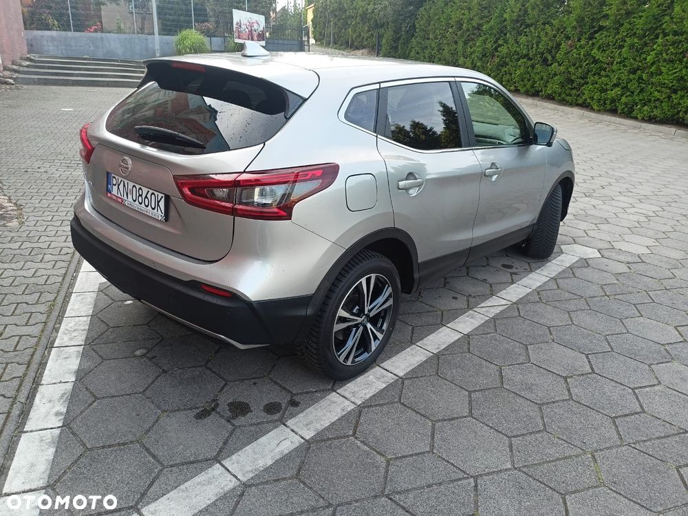 Nissan Qashqai 1.2 DIG-T N-Connecta Xtronic EU6 - 9