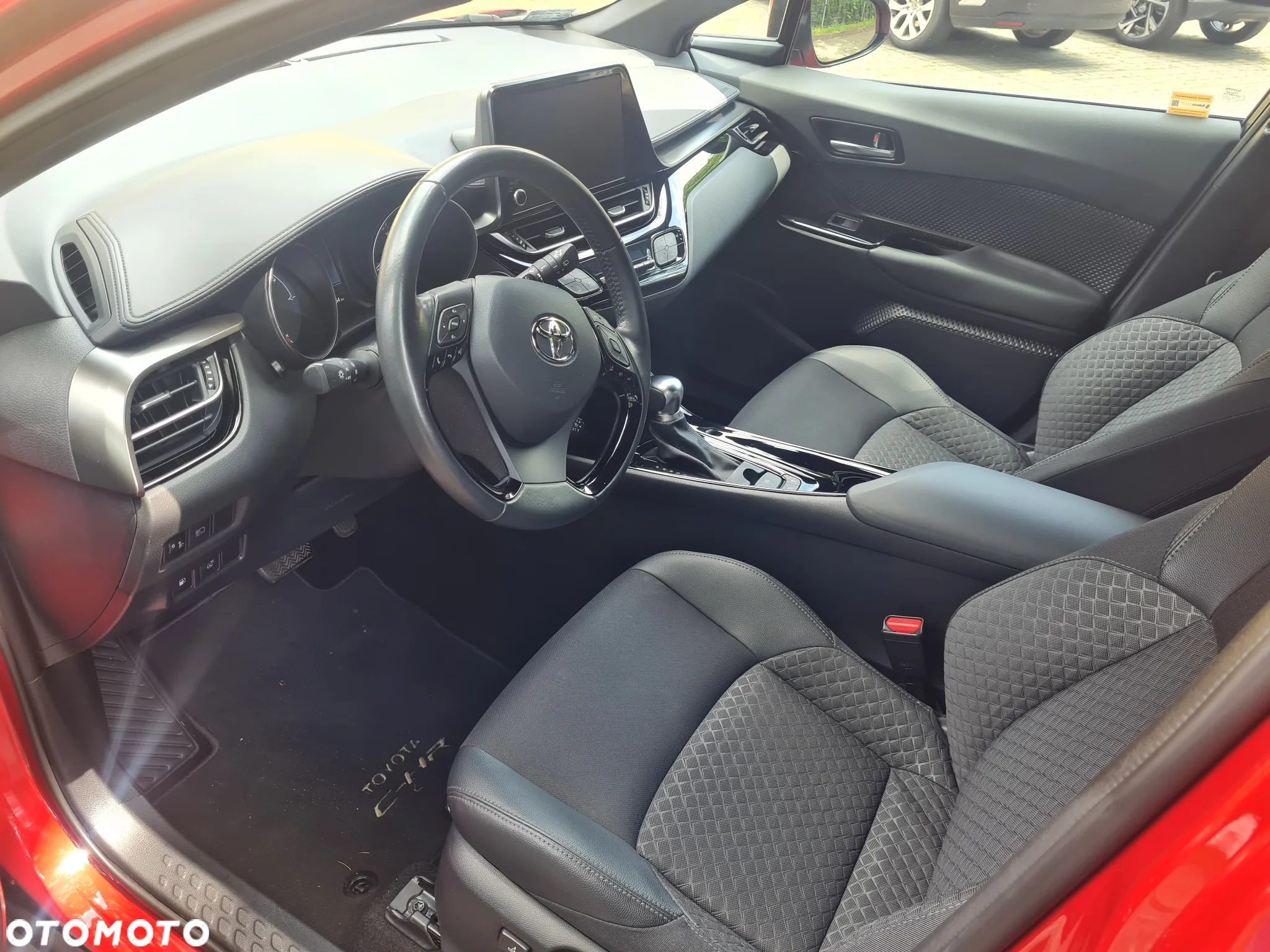 Toyota C-HR 1.8 Hybrid GPF Style - 11