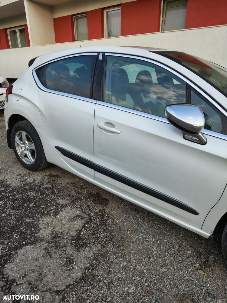 Citroën DS4 1.6 THP BVA6 So Chic - 8