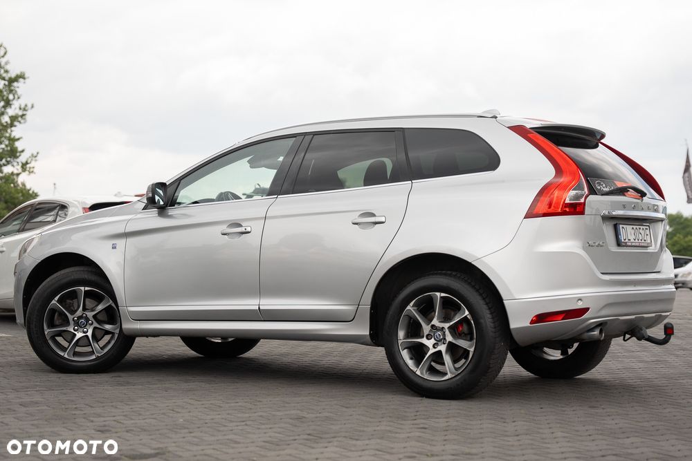 Volvo XC 60 D3 Drive-E Ocean Race - 14
