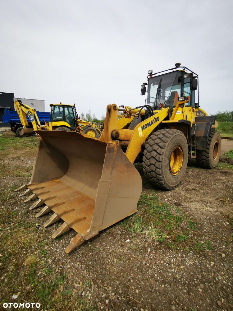 Komatsu WA320 - 6