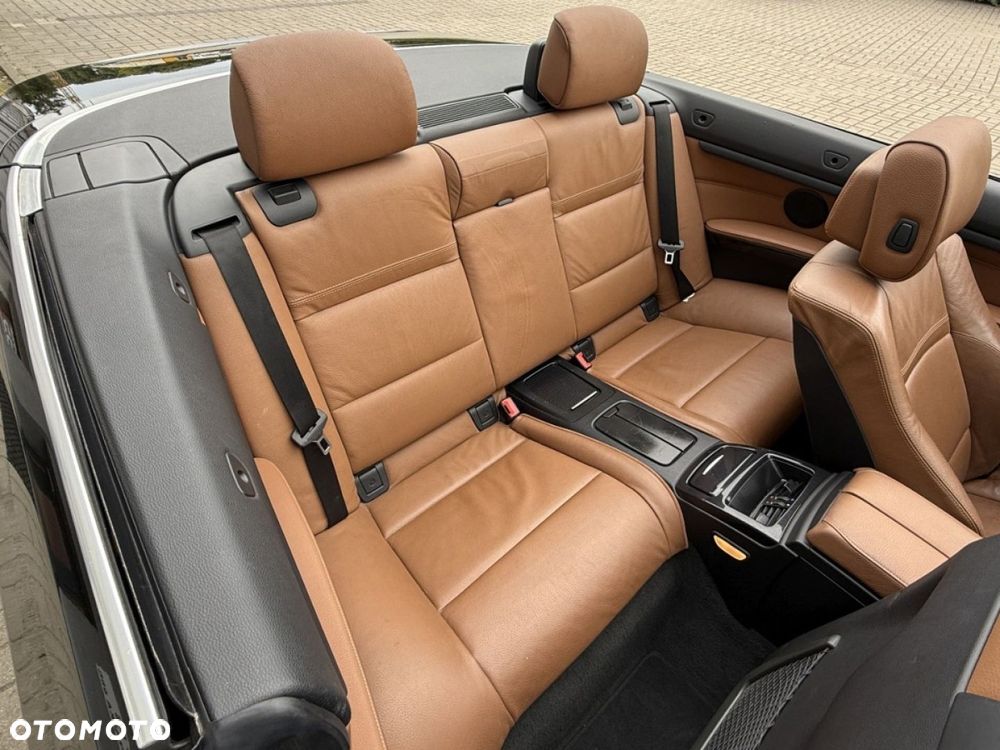 BMW Seria 3 320i - 27