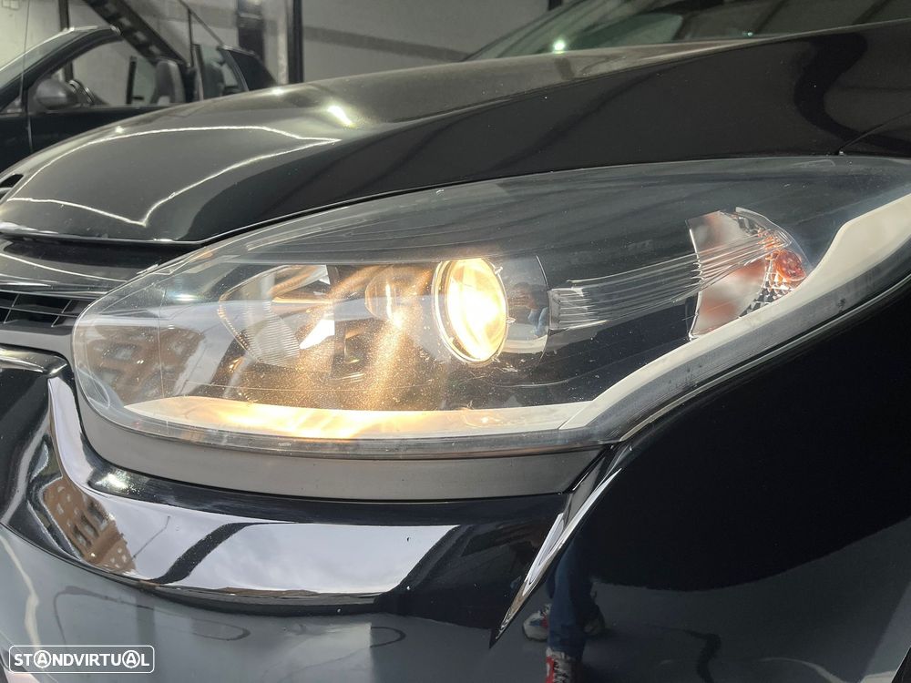 Renault Mégane Sport Tourer 1.5 dCi GT Line SS - 31