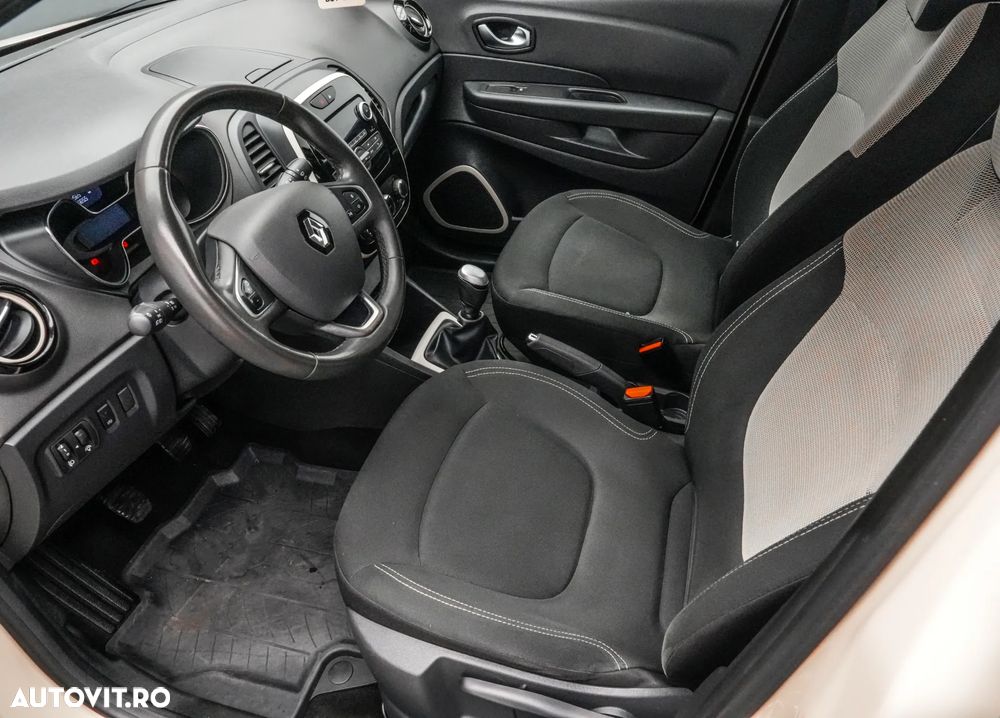 Renault Captur BLUE dCi 115 BUSINESS EDITION - 11