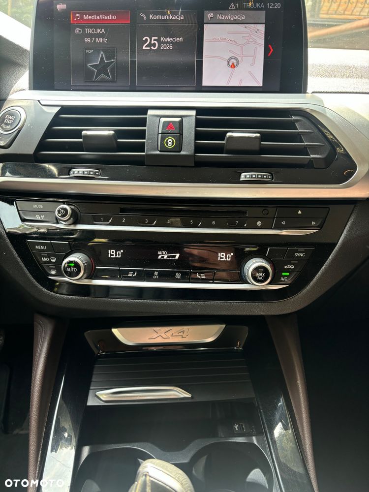 BMW X4 xDrive20i xLine sport - 18