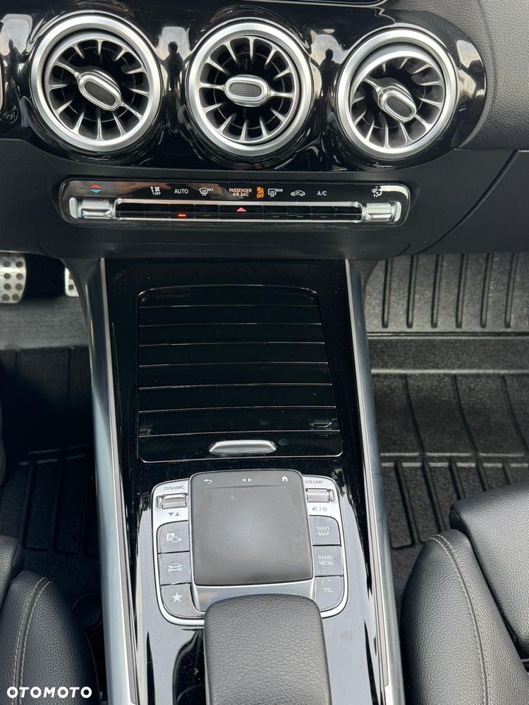 Mercedes-Benz Klasa B 200 7G-DCT - 25