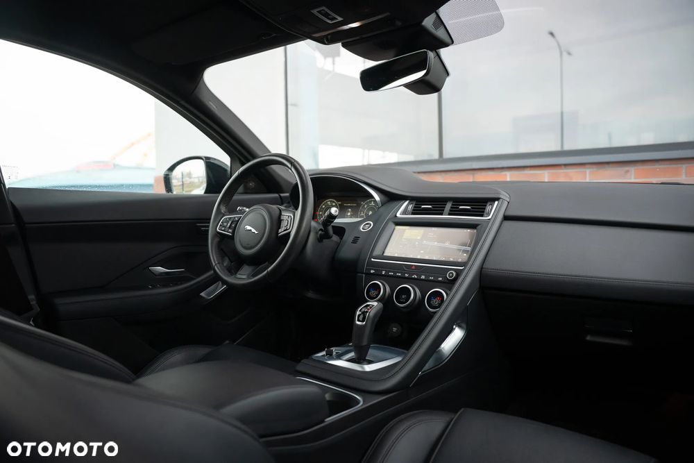 Jaguar E-Pace D150 AWD HSE - 28