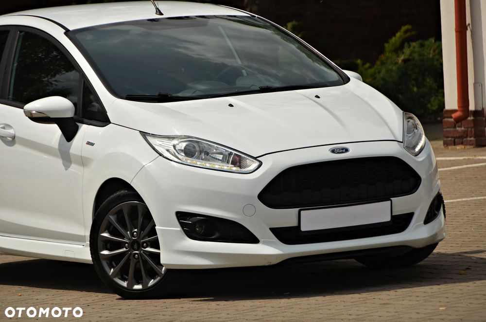 Ford Fiesta 1.5 TDCi ST&St Titanium - 8