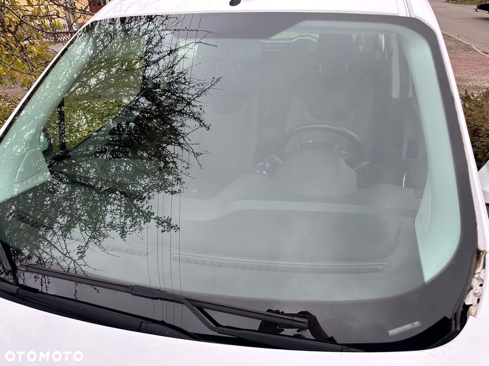 Ford Tourneo Courier 1.0 EcoBoost Ambiente - 13