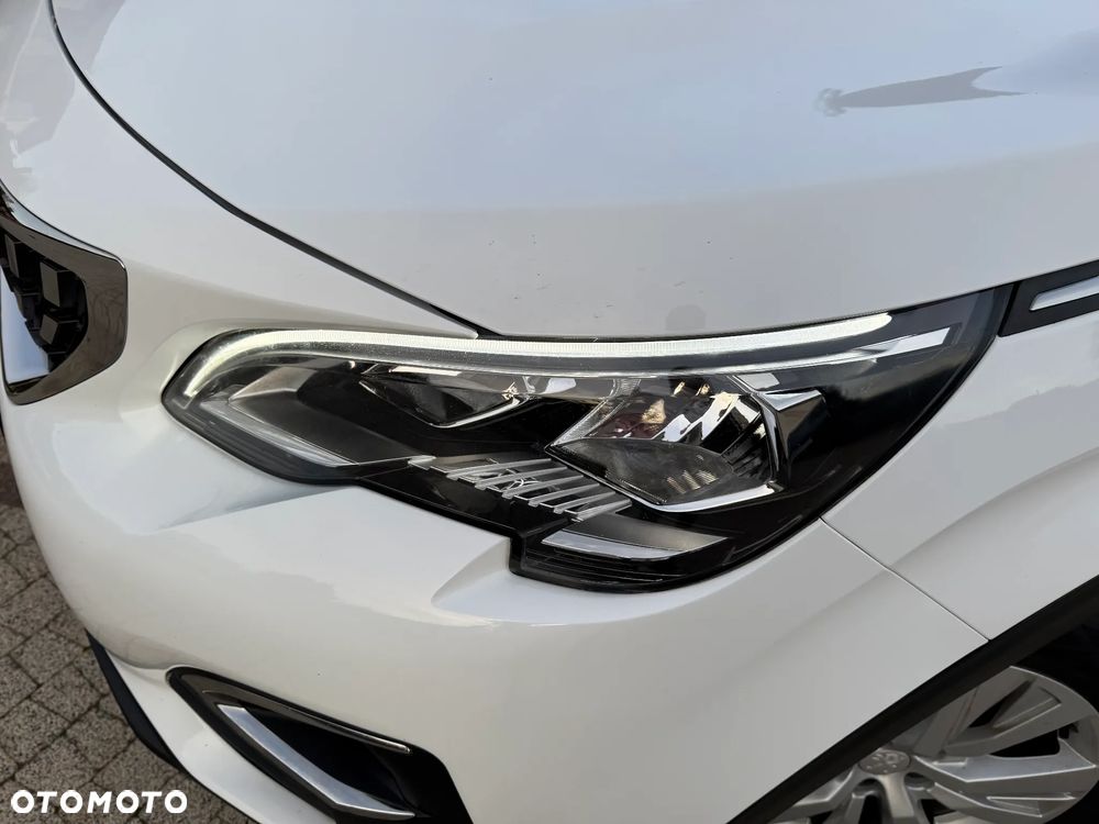 Peugeot 3008 1.6 BlueHDi Active S&S - 5