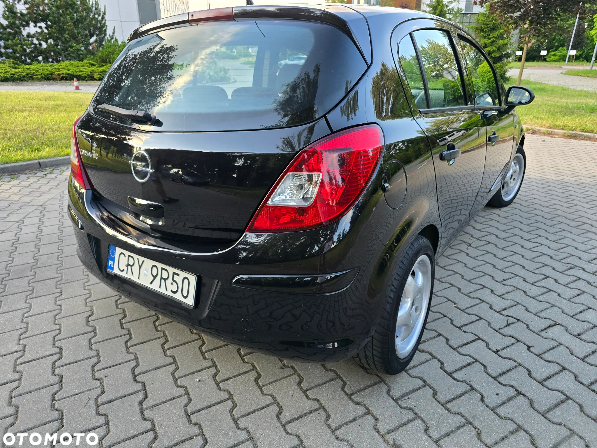 Opel Corsa 1.2 16V Enjoy - 37