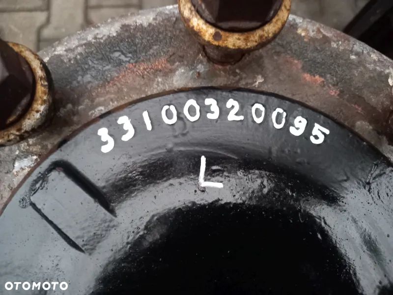 Zwolnica obudowa piasta półoś tył układ planetarny satelity Case CVX150 - 5