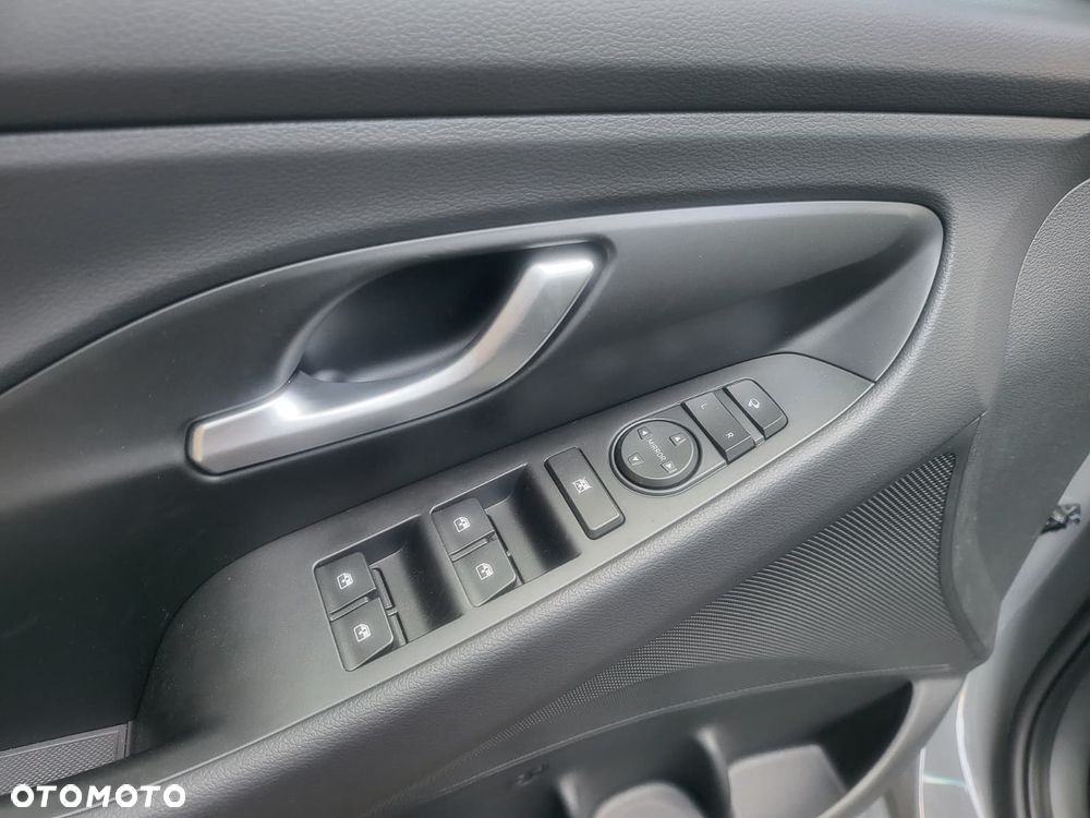 Hyundai i30 1.5 T-GDI 48V-Hybrid DCT N Line - 13