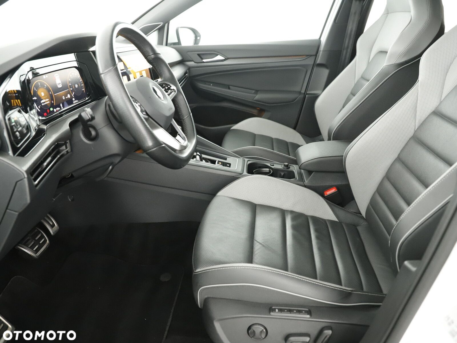 Volkswagen Golf - 9
