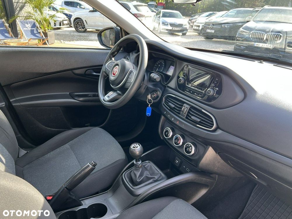 Fiat Tipo 1.4 Classic - 11