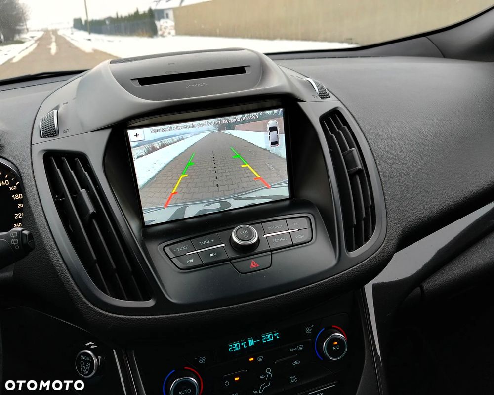 Ford Kuga 2.0 TDCi 4x4 ST-Line - 12