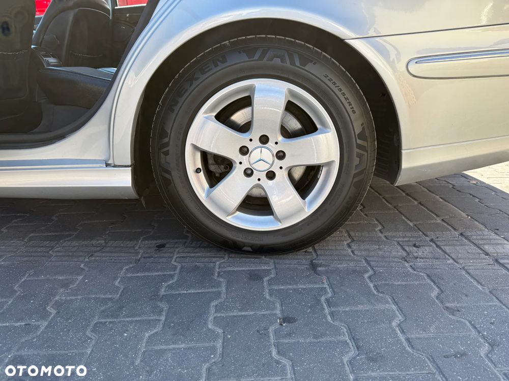 Mercedes-Benz Klasa E 320 CDI Avantgarde - 18