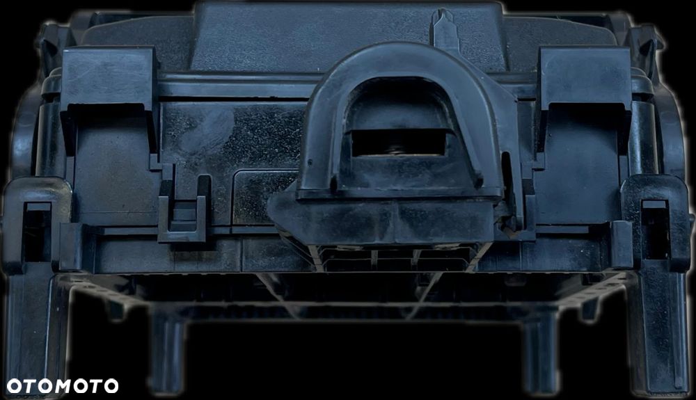 O3 CADILLAC ESCALADE IV 2014 - SKRZYNKA BEZPIECZNIKÓW PRZEKAŹNIKÓW 23227061 - 3