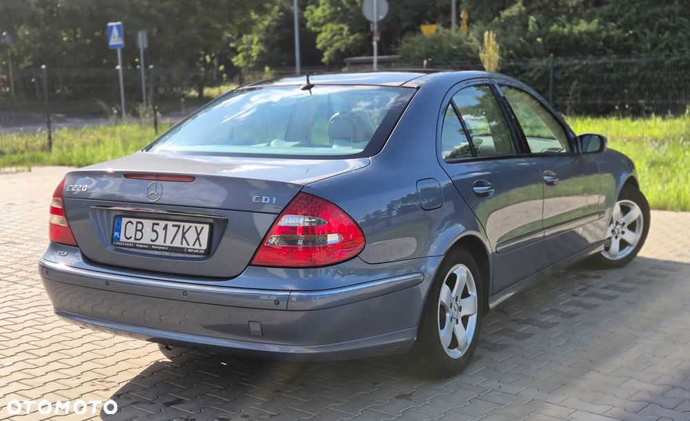 Mercedes-Benz Klasa E 220 CDI Avantgarde - 5