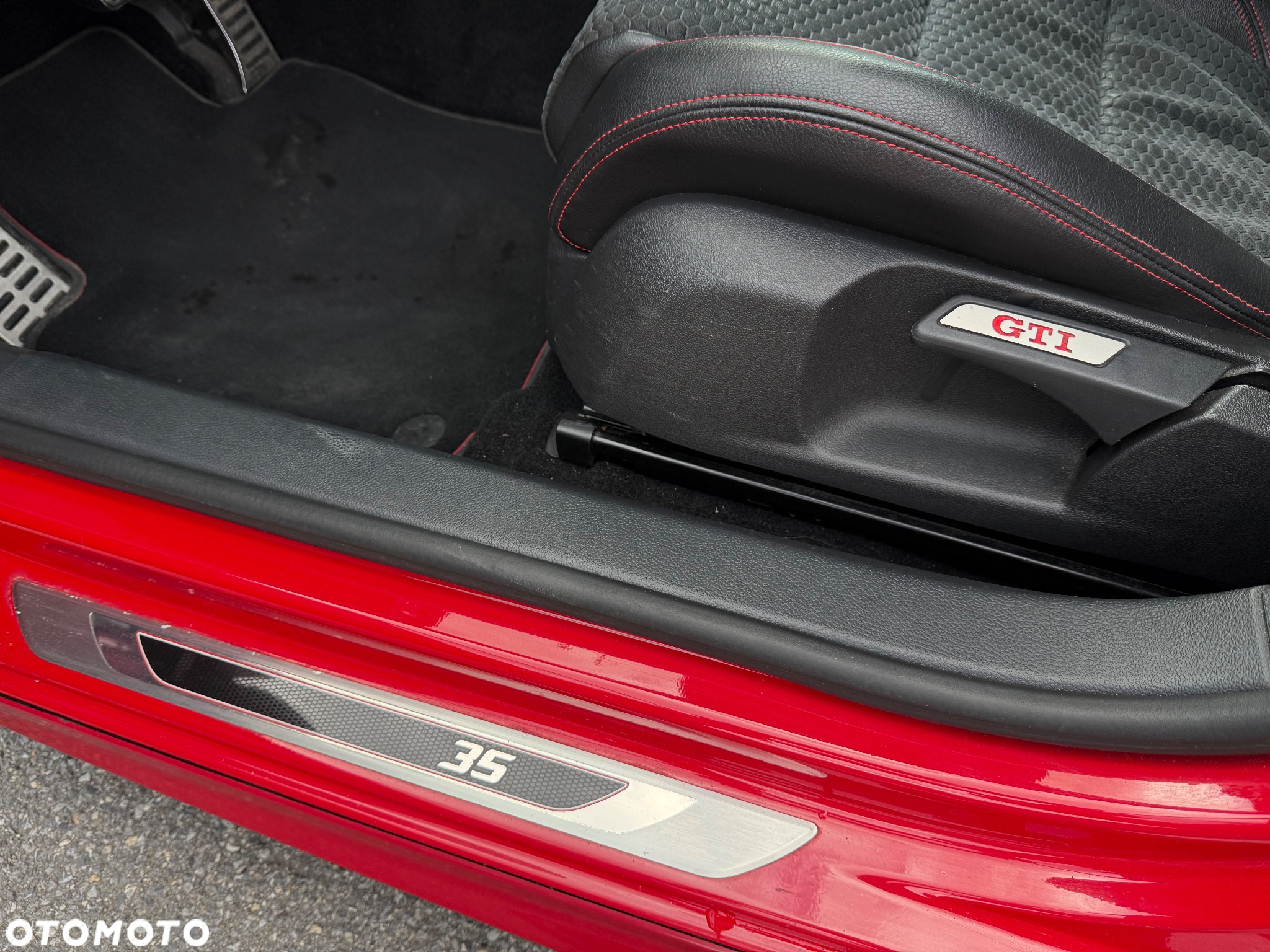 Volkswagen Golf 2.0 GTI DSG Edition 35 - 5