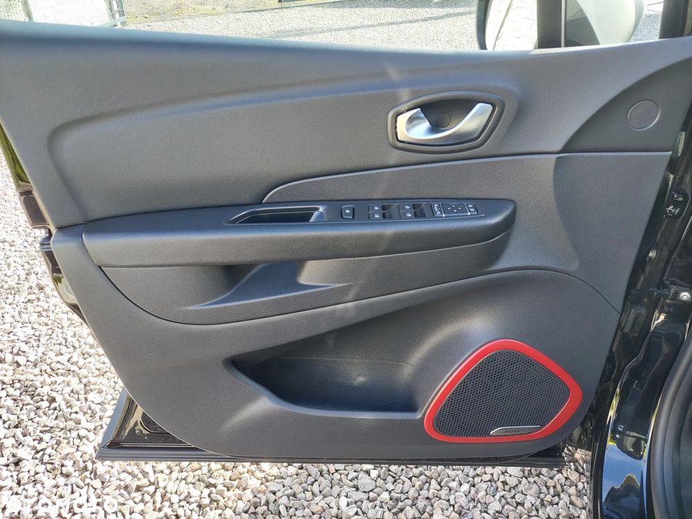 Renault Captur ENERGY TCe 120 Crossborder - 34