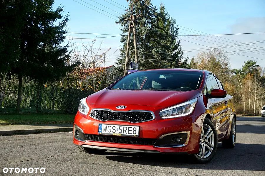 Kia ProCeed - 14