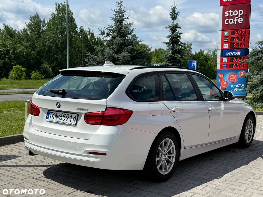 BMW Seria 3 318d M Sport Shadow - 11