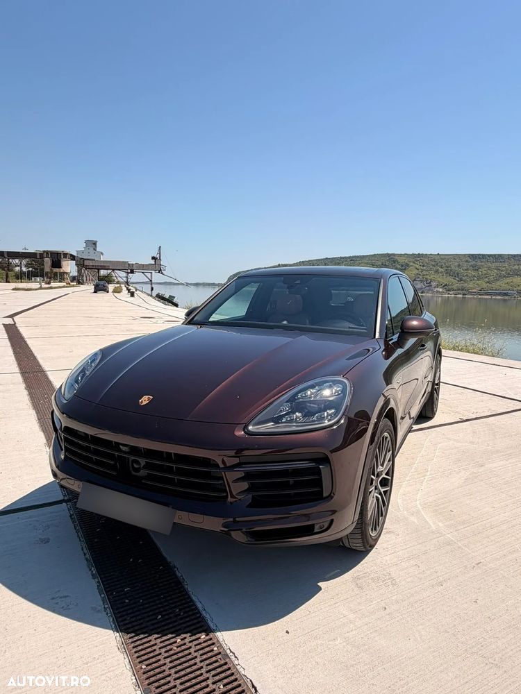 Porsche Cayenne - 26