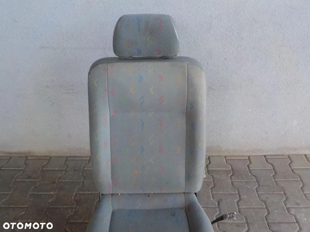 VW T5 FOTEL KOZIOŁEK SKŁADANY TYŁ TYLNY - 3