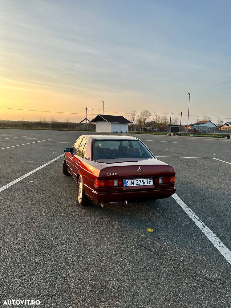 Mercedes-Benz W201 - 4