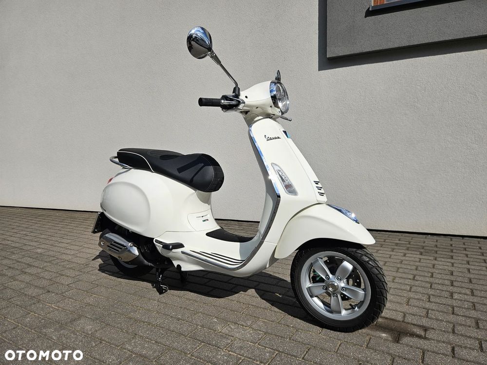Vespa Primavera - 9