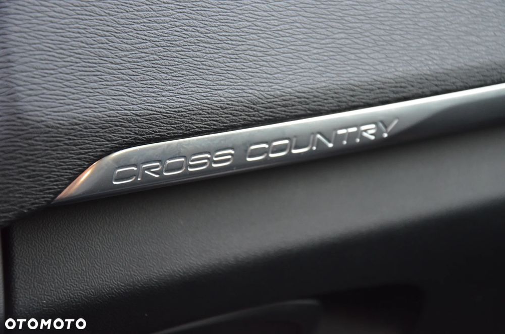 Volvo V40 Cross Country D2 Momentum - 28