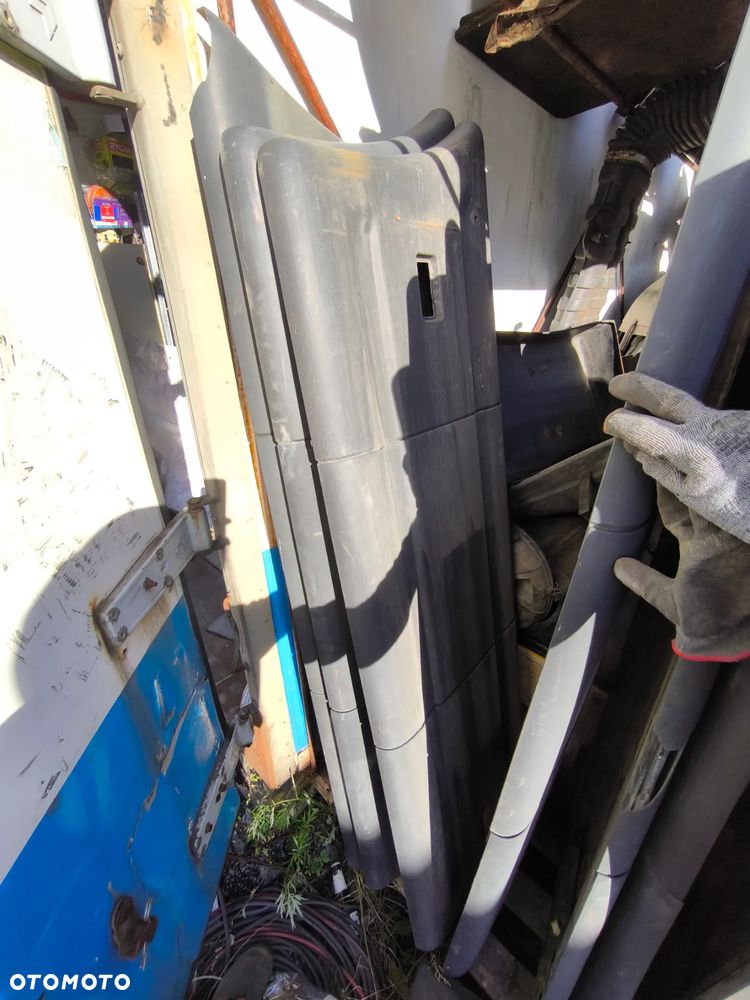 Zabudowa Miedzyosiowa Scania R, 4 spoiler osłona - 5