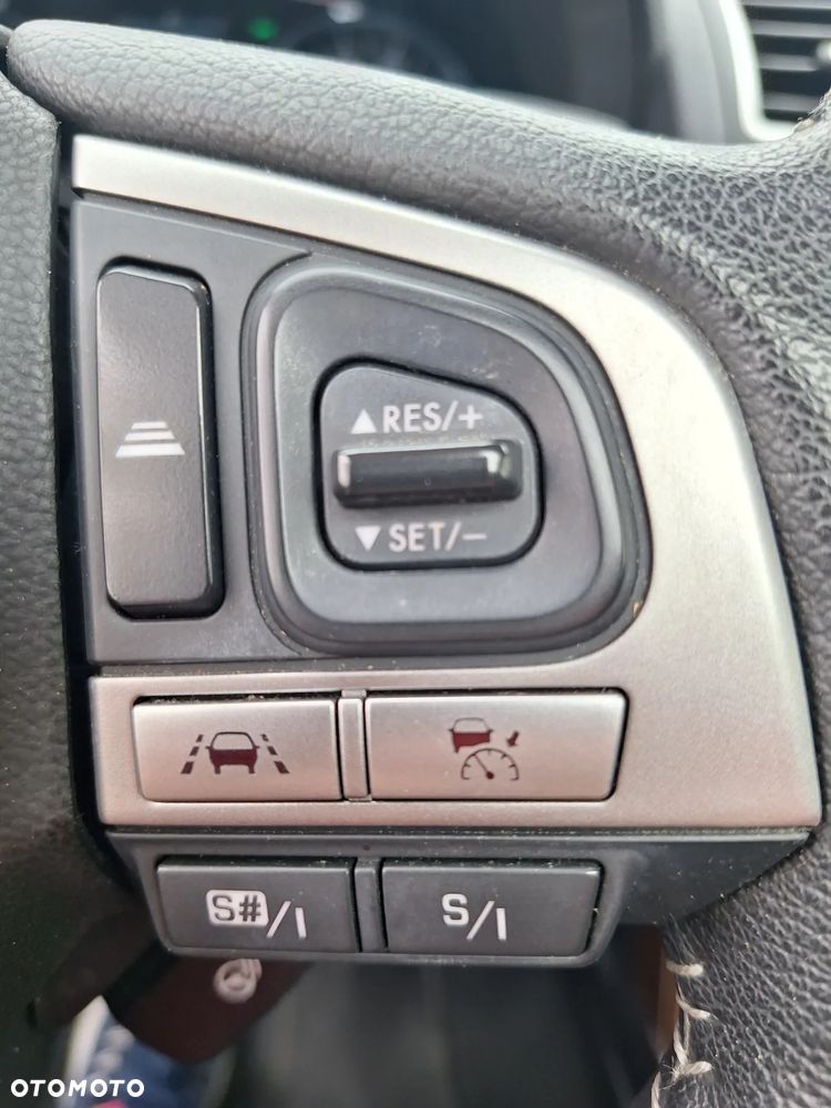 Subaru Forester 2.0 XT Platinum Lineartronic - 28