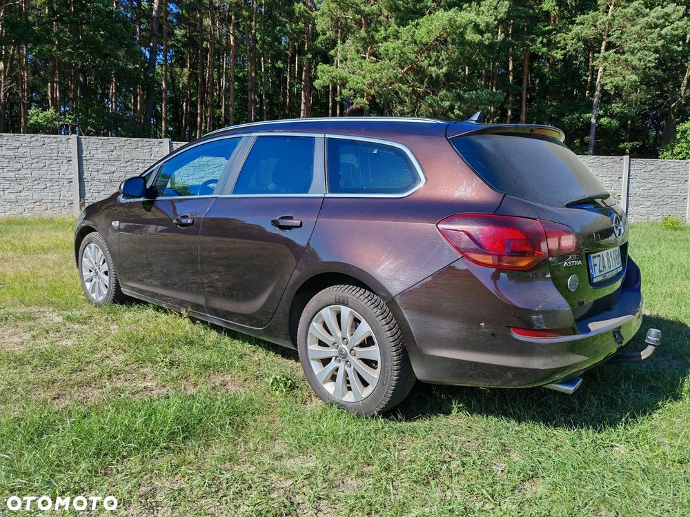 Opel Astra 2.0 CDTI Cosmo - 4
