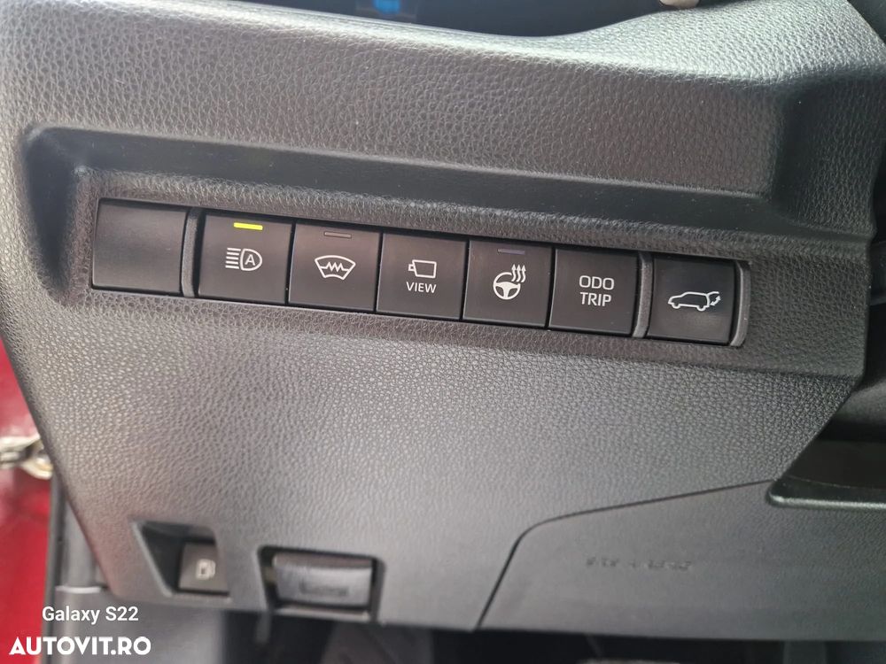 Toyota RAV4 2.5 VVT-iE 4x4 Luxury Premium - 13