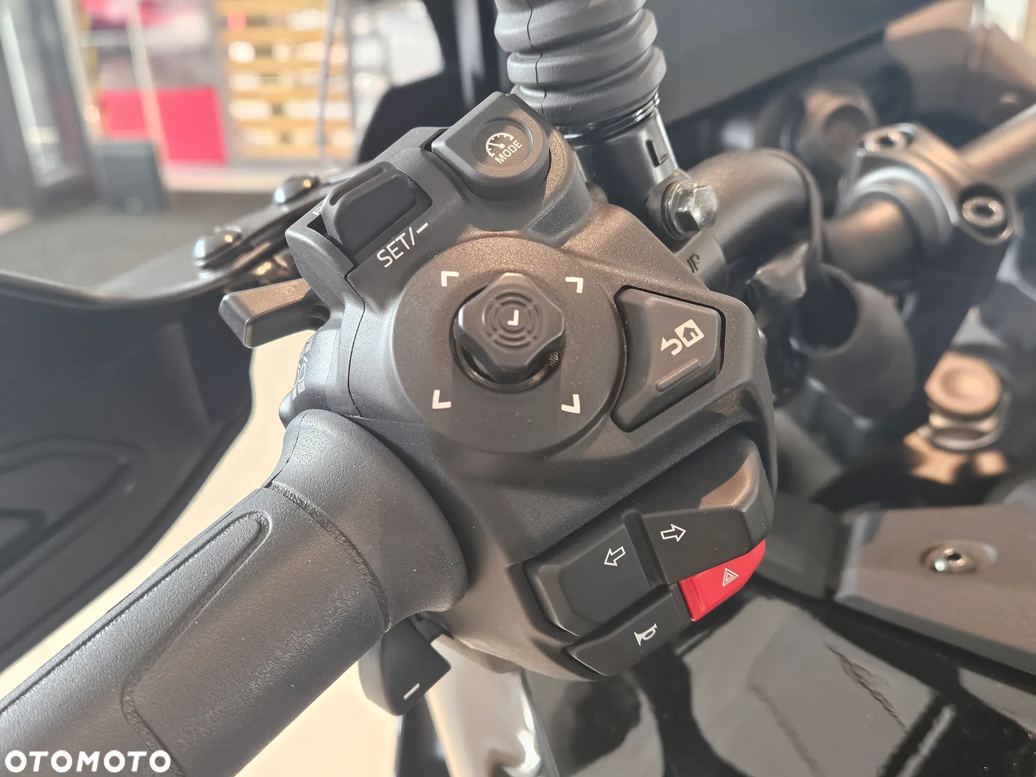 Yamaha Tracer - 22