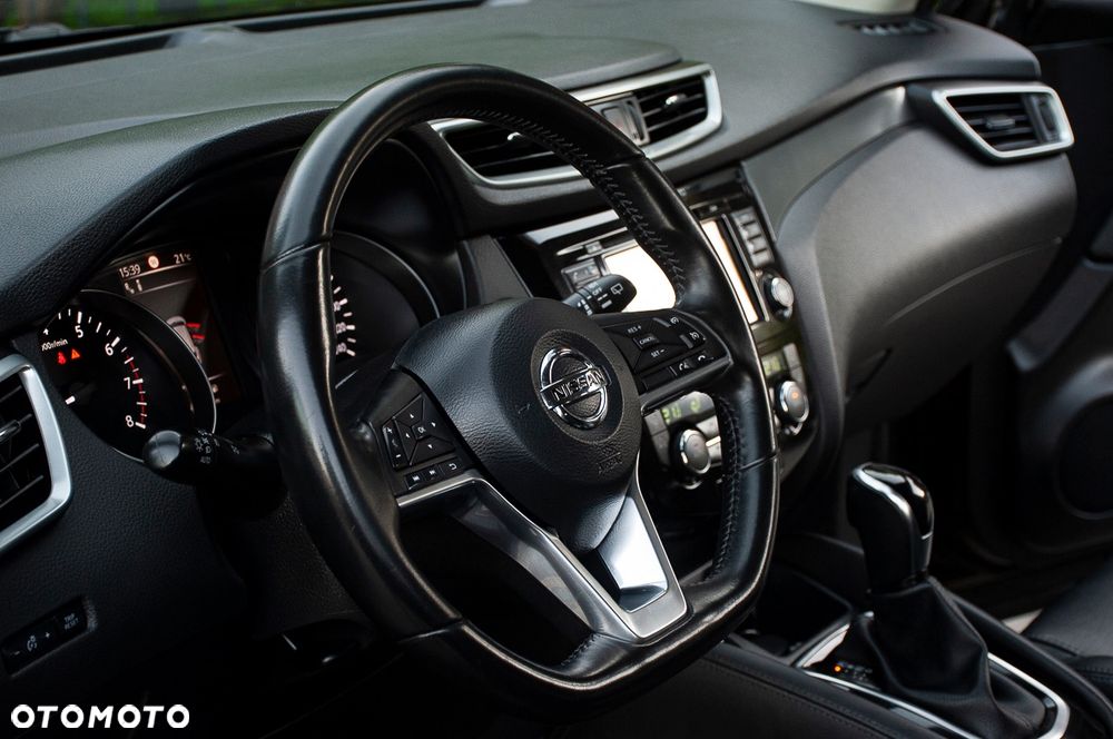 Nissan Qashqai 1.2 DIG-T Xtronic TEKNA - 22