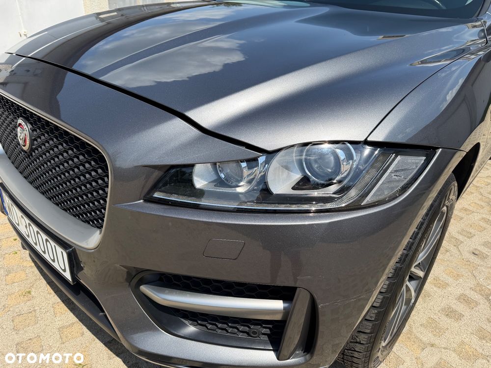Jaguar F-Pace 2.0 i4D AWD R-Sport - 11