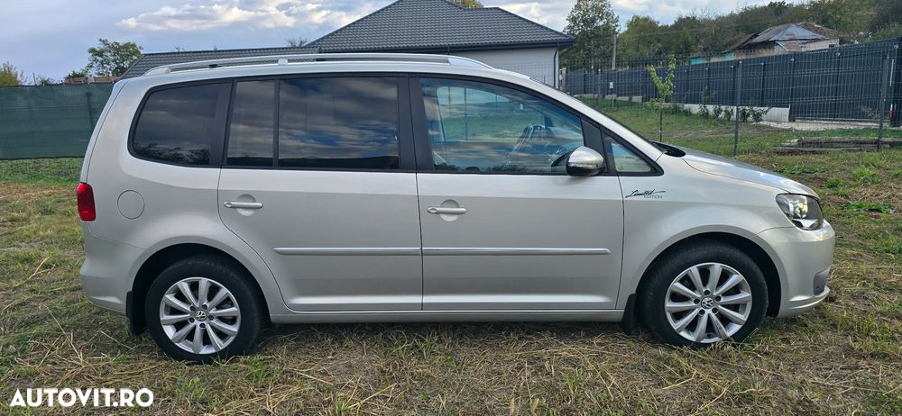 Volkswagen Touran 2010 photo 3