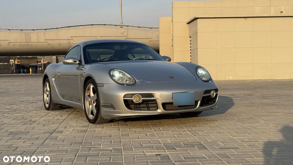 Porsche 718 Cayman - 2