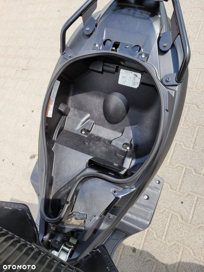 Suzuki Burgman - 3