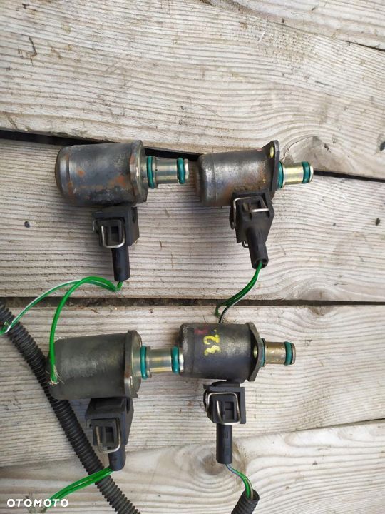 MERCEDES W211 ZAWÓR CZUJNIK MAGLOWNICY A2110921001 - 1