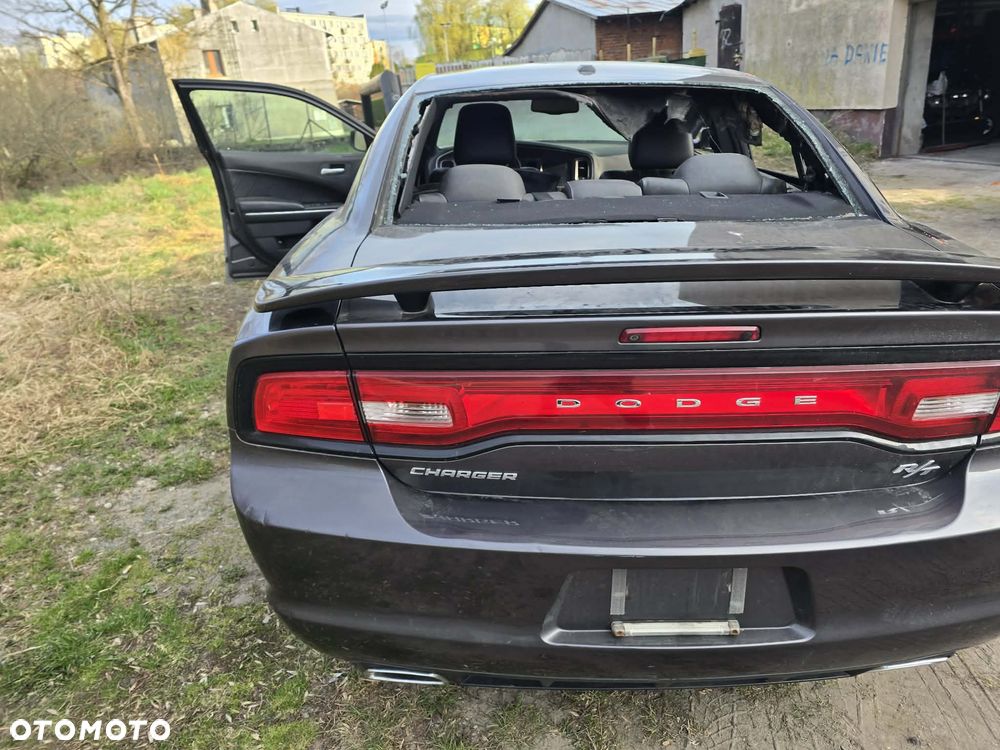 Dodge Charger - 5