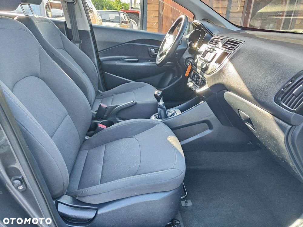 Kia Rio 1.2 Attract - 13