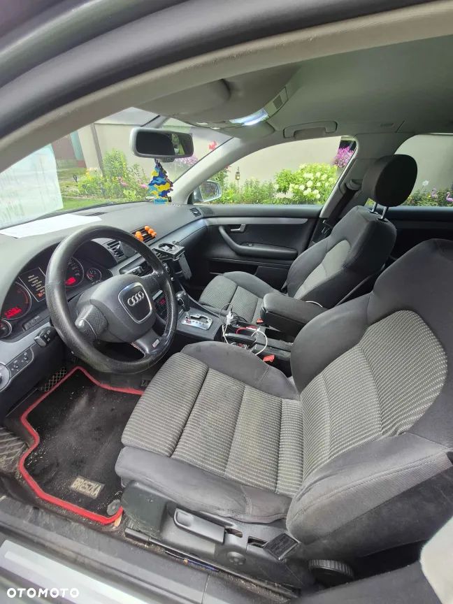 Audi A4 Avant 2.0 TDI DPF multitronic - 9