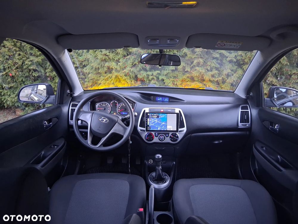 Hyundai i20 - 23