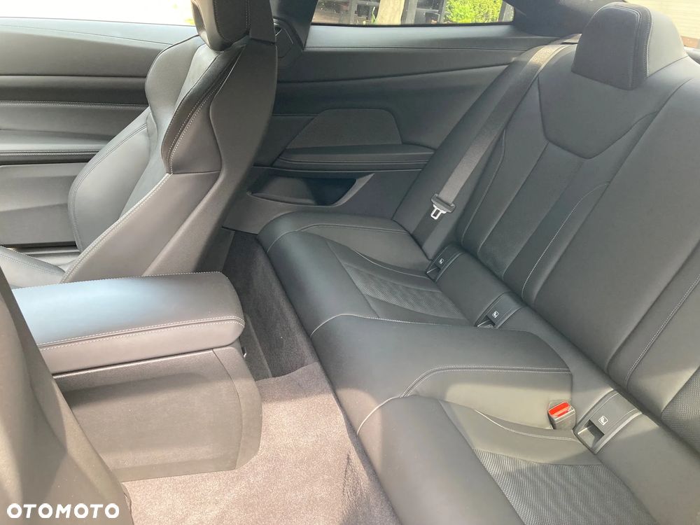 BMW M4 Competition sport - 8