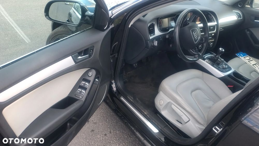 Audi A4 Avant 2.0 TDI DPF clean diesel Ambiente - 22