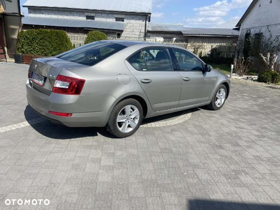 Skoda Octavia - 4